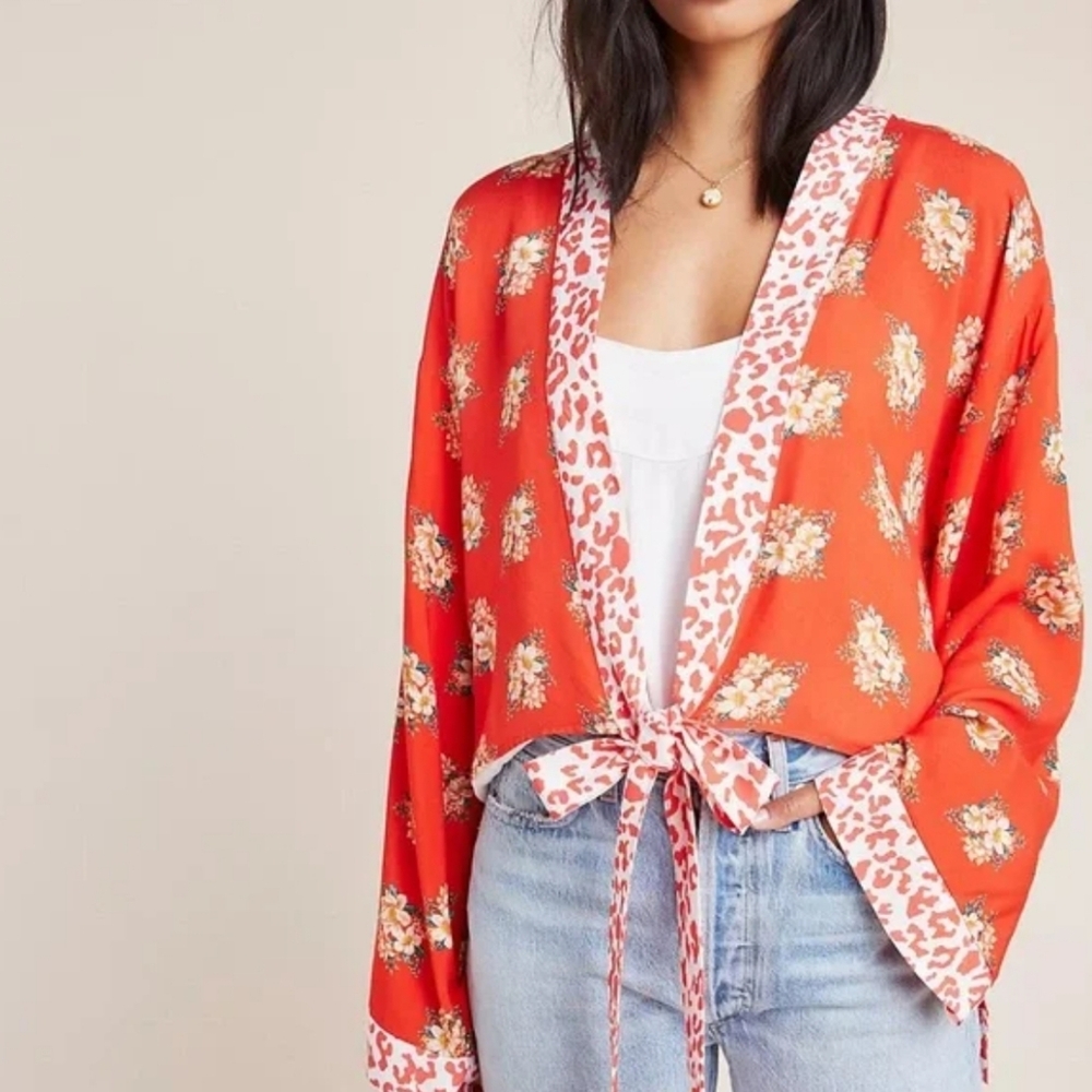 #60 Farm Rio Coral Kimono Top